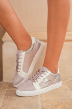 Load image into Gallery viewer, Gold Glitter Star Patchwork PU Leather Lace-up Sneakers