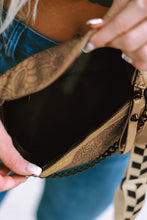 Load image into Gallery viewer, Camel Colorblock Strap Chain Shoulder Bag With Coin Purse
