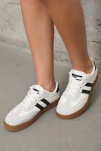 Load image into Gallery viewer, White Striped Lace-up Flat Sneakers