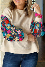 Load image into Gallery viewer, White Floral Patchwork Sleeve Textured Plus Size Pullover Top