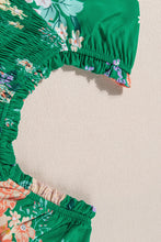 Load image into Gallery viewer, Green Floral Print Bubble Sleeve Smocked Tiered Midi Dress