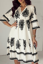 Load image into Gallery viewer, Beige Western Geometric Print 3/4 Sleeve Loose Midi Dress
