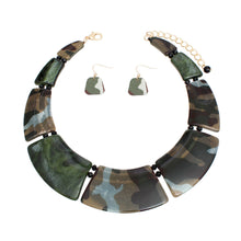 Load image into Gallery viewer, Necklace Marbled Camo Plate Collar for Women