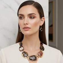 Load image into Gallery viewer, Collar Wild Marbled Leopard Artful Necklace Women