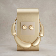 Load image into Gallery viewer, Matte Gold Collar Domed Industrial Link Necklace