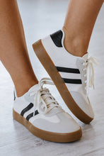 Load image into Gallery viewer, White Striped Lace-up Flat Sneakers