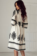 Load image into Gallery viewer, Beige Western Geometric Print 3/4 Sleeve Loose Midi Dress