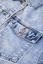 Load image into Gallery viewer, Beau Blue Vintage Washed Flap Pockets Denim Jacket