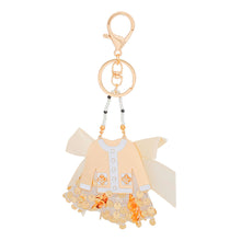 Load image into Gallery viewer, Keychain Luxe Camellia Couture White Sweater Clip