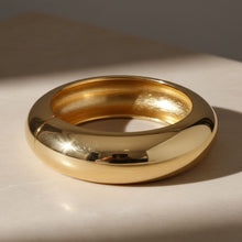 Load image into Gallery viewer, Bangle Smooth Gold Sculpted Shine Sleek Bracelet