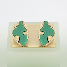 Load image into Gallery viewer, Stud Green and Gold Molten Metal Retro Earrings
