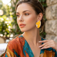 Load image into Gallery viewer, Stud Yellow and Gold Molten Metal Retro Earrings