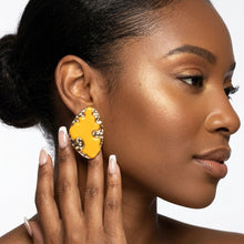 Load image into Gallery viewer, Stud Yellow and Gold Molten Metal Retro Earrings