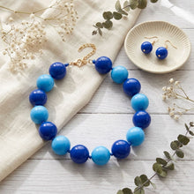 Load image into Gallery viewer, Mod Style Two Tone Blue Chunky Bead Necklace