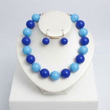 Load image into Gallery viewer, Mod Style Two Tone Blue Chunky Bead Necklace