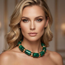 Load image into Gallery viewer, Vintage Marbled Green Resin Bead Toggle Necklace