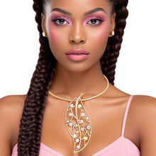 Load image into Gallery viewer, Necklace Gold Aurbo Stone Leaf Pendant Set Women