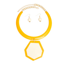 Load image into Gallery viewer, Customizable Necklace Retro Yellow Geo Pendant Collar