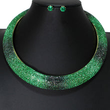 Load image into Gallery viewer, Collar Pave Green Stone Torque Necklace for Women