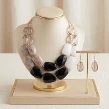 Load image into Gallery viewer, Marbled Black & White Bead Collar Layer Necklace