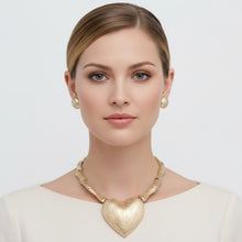 Load image into Gallery viewer, Pendant Matte Gold Bamboo Heart Modern Necklace