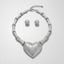 Load image into Gallery viewer, Pendant Matte Silver Bamboo Heart Modern Necklace