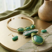 Load image into Gallery viewer, Bold Green Teardrop Pendant Handmade Necklace