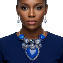 Load image into Gallery viewer, Blue Coiled Wire Heart Handmade Bib Necklace