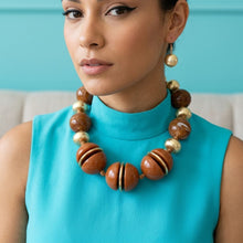 Load image into Gallery viewer, Swirled Caramel Brown Marble Chunky Bead Necklace