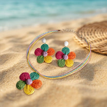Load image into Gallery viewer, Multicolor Daisy Flower Raffia Pendant Necklace Set