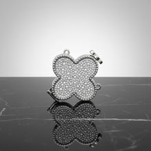 Load image into Gallery viewer, Mini Silver Quatrefoil Sparkle Crossbody Compact