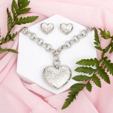 Load image into Gallery viewer, Pendant Silver Girly Patterned Puffy Heart Set
