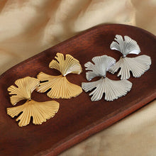 Load image into Gallery viewer, Ginkgo Biloba Design Stud Earrings