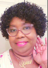 Load image into Gallery viewer, Queen Message Pendant Gold Necklace - N1072