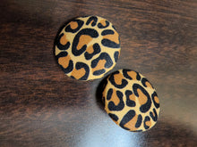 Load image into Gallery viewer, Animal Print Kimono & Matching Animal Print Earrings 2 PC. Set