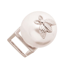 Load image into Gallery viewer, Silver Bee Accented Pearl Ring
