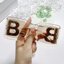 Load image into Gallery viewer, Sunglasses Women's Large Frame Sun Shading Sunglasses -Tea Brown S1096