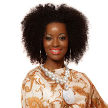 Load image into Gallery viewer, Cream Pearl and Shell Necklace
