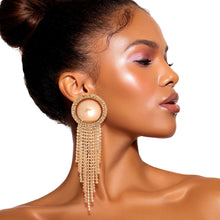 Load image into Gallery viewer, Brown Pearl Fringe Clip Ons
