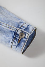Load image into Gallery viewer, Beau Blue Vintage Washed Flap Pockets Denim Jacket
