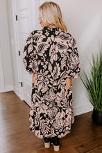 Load image into Gallery viewer, Black Plus Size Floral Printed Puff Sleeve Collared Maxi Dress
