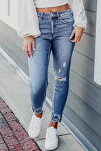 Load image into Gallery viewer, Light Blue Distressed Frayed Ankle Skinny Jeans
