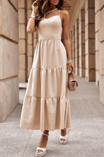 Load image into Gallery viewer, Oatmeal Crossover Backless Bodice Tiered Maxi Dress
