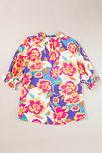 Load image into Gallery viewer, Rose Red Floral Print Split Neck Short Puff Sleeve Plus Blouse
