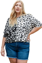 Load image into Gallery viewer, Black Plus Size Contrast Leopard Half Sleeve Blouse
