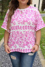 Load image into Gallery viewer, White Floral Printed Curved Hem Plus Size T Shirt
