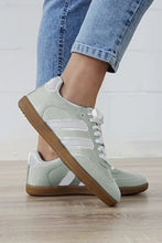Load image into Gallery viewer, White Striped Lace-up Flat Sneakers
