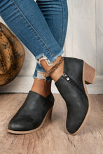 Load image into Gallery viewer, Philippine Gray Tulip Opening Suede Ankle Boots
