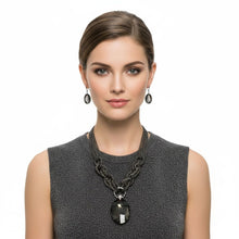 Load image into Gallery viewer, Pendant Black Oval Crystal Hematite Chain Necklace
