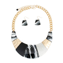 Load image into Gallery viewer, Necklace Marbled Black Bib and Chain for Women
